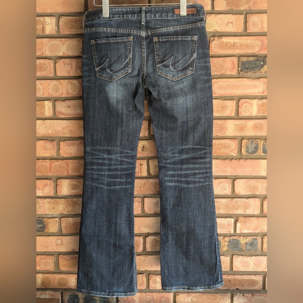 Express Stella Low Rise Bootcut Jeans - Picture 3 of 15